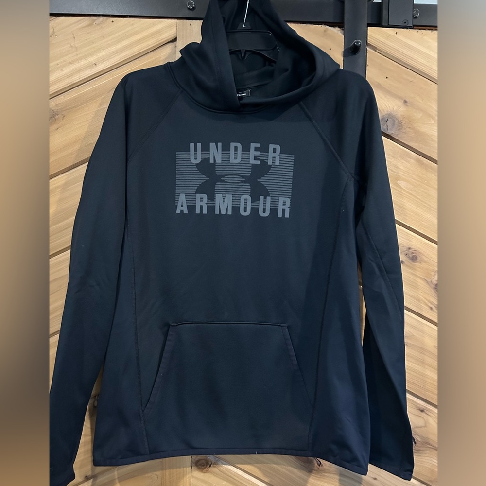 Mens Under Armour hoodie. Size medium